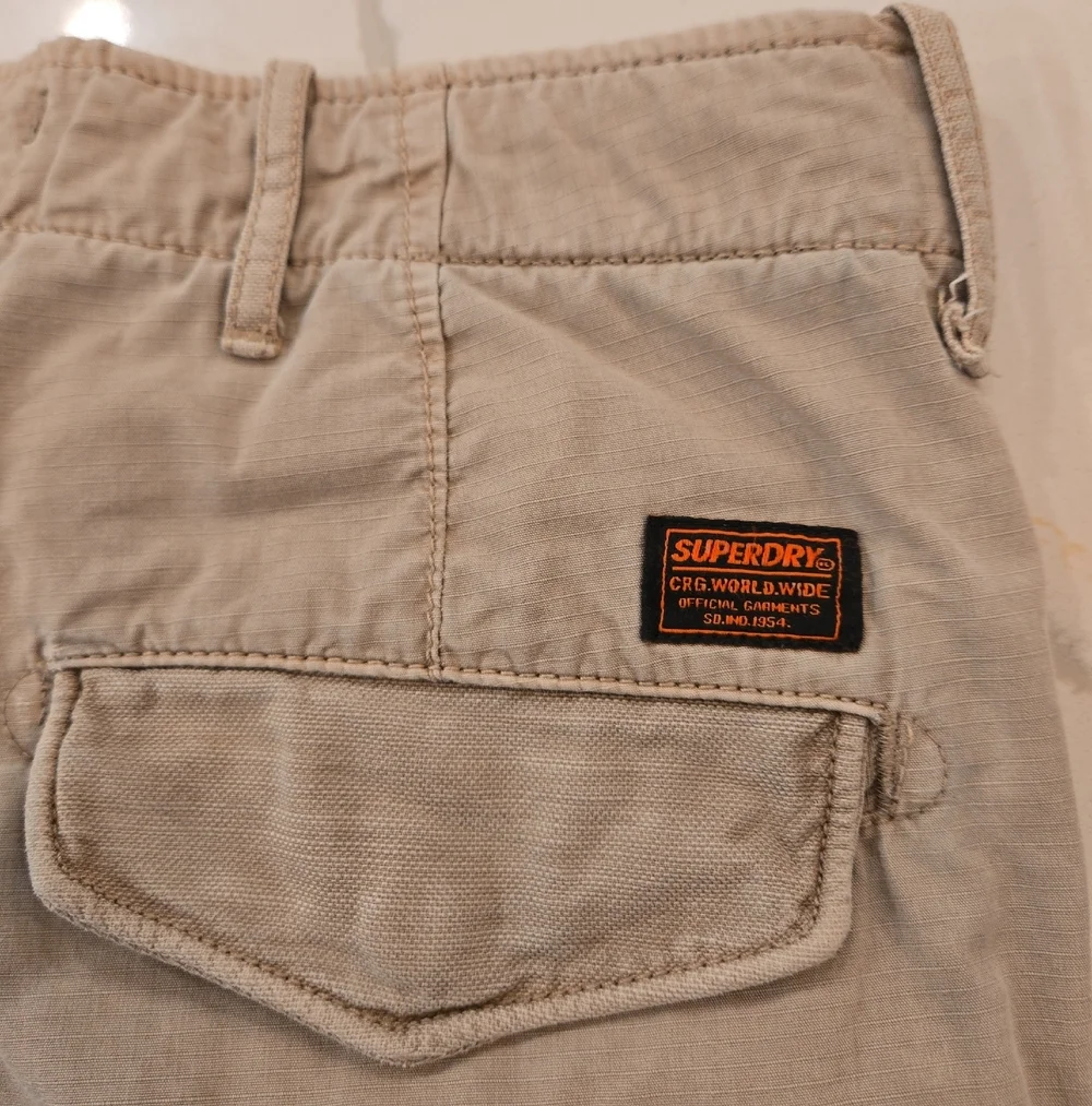 Superdry Cargo 04 Straight Leg Cotton Convertible Joggers Tan Size 34 Mens